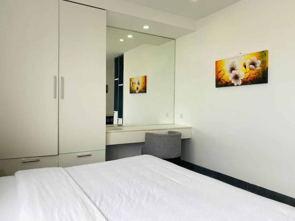 Hachi Apartment *
