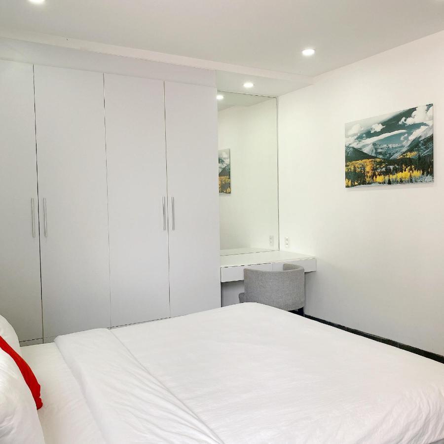 Apartment Hachi *